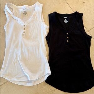 Sonoma Black Ribbed Henley Tank Top